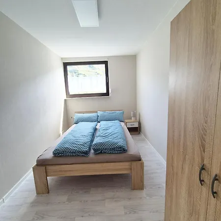 Apartment Rebenblick Mit Großer Sonnenterrasse Und Moselblick
