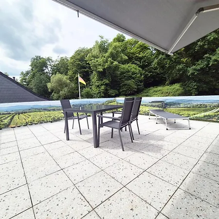 Rebenblick Mit Großer Sonnenterrasse Und Moselblick * Traben-Trarbach
